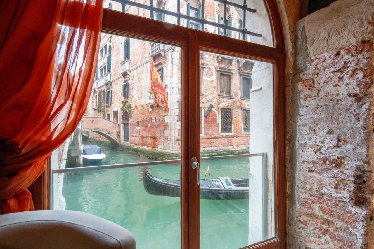 Casa Manina Sul Ponte - Your Private Canal View Benátky Exteriér fotografie
