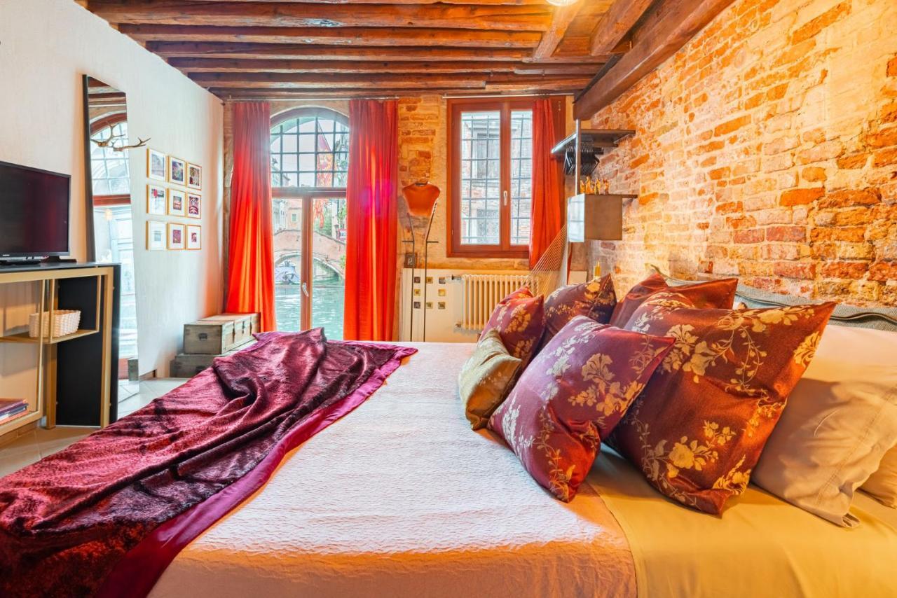 Casa Manina Sul Ponte - Your Private Canal View Benátky Exteriér fotografie