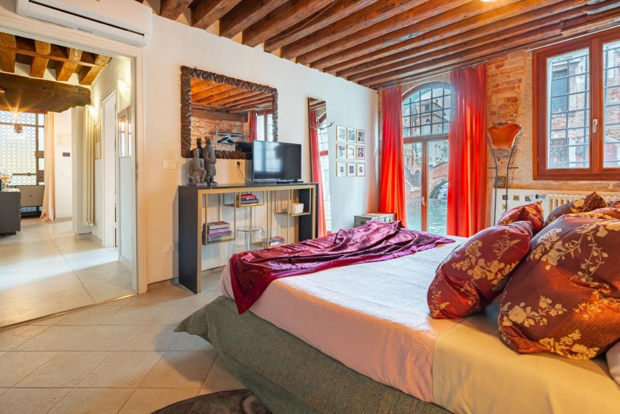 Casa Manina Sul Ponte - Your Private Canal View Benátky Exteriér fotografie